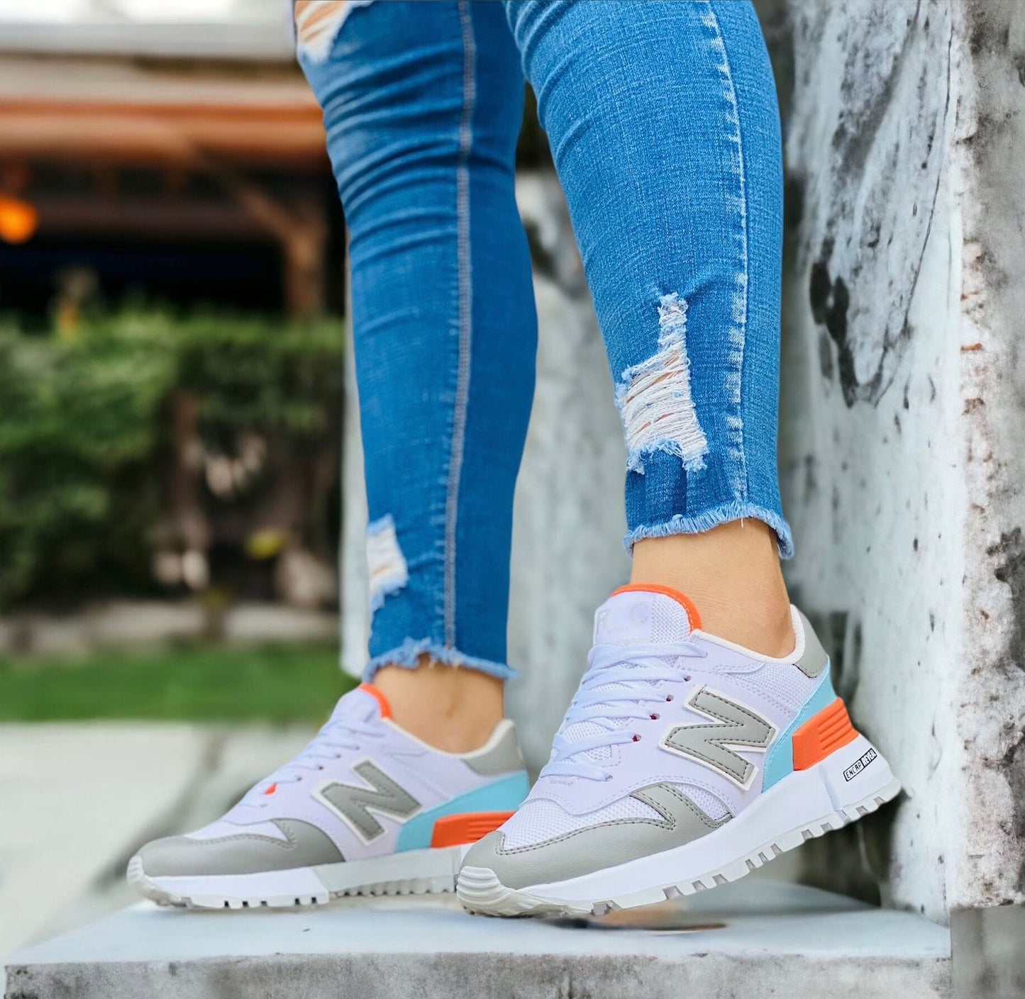 Tênis NB008 Gris Naranja